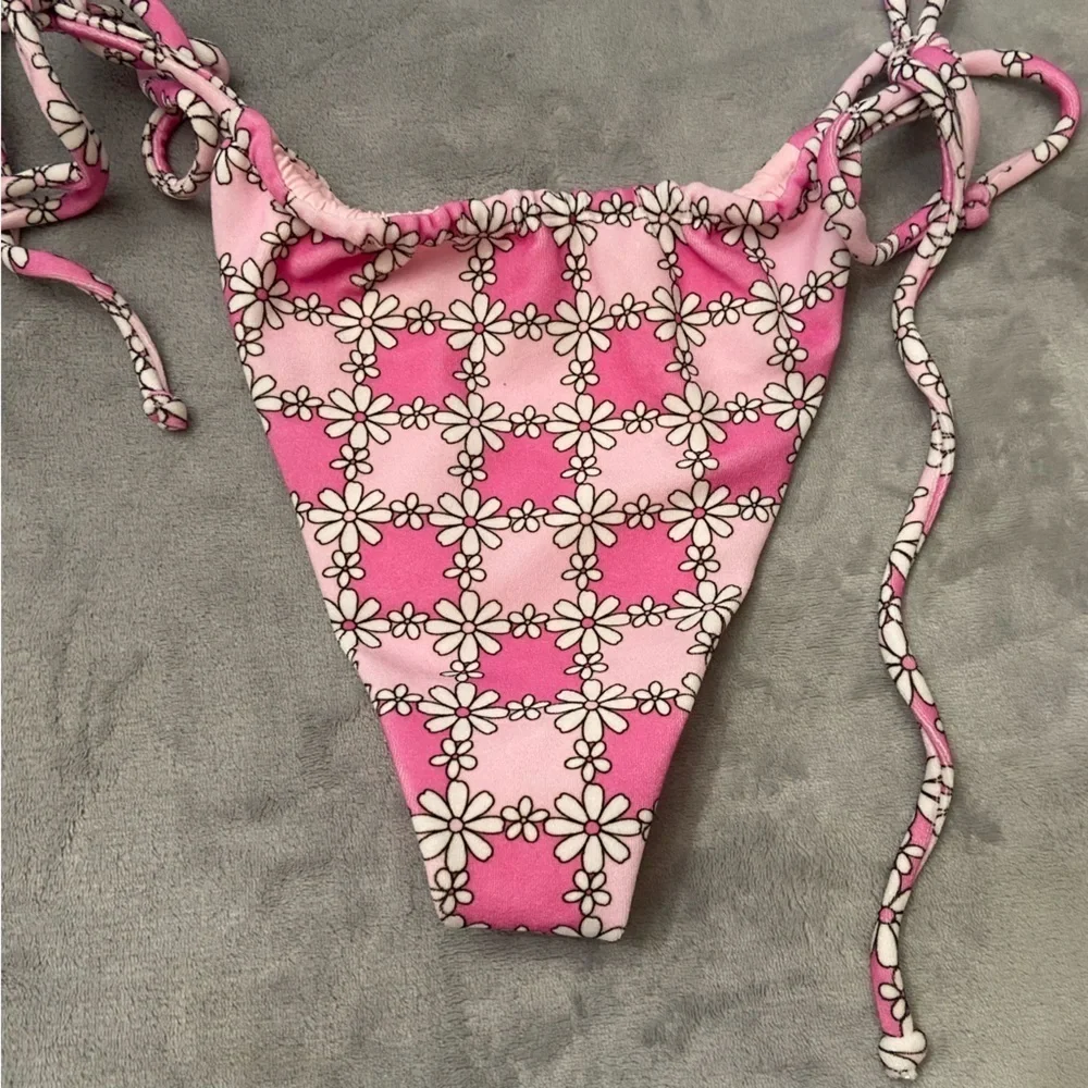 New! Frankie’s bikinis Tia Terry String Bikini Bottom Pink Daisy 10726